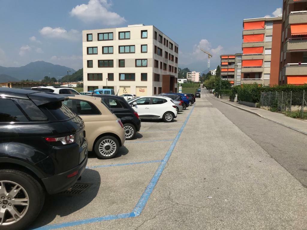 Apartment 33A - No Bikes - Self Check-In Lugano Bagian luar foto